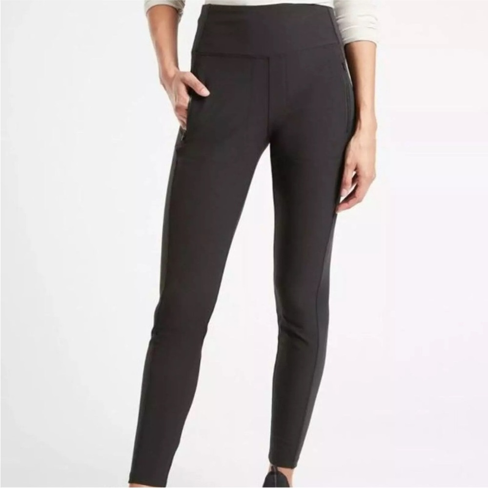Athleta Women's Headlands Hybrid Tight